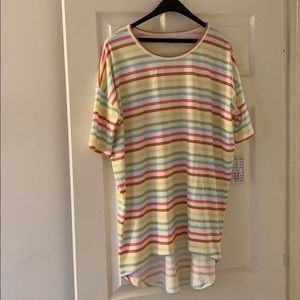 🌈 Lularoe Irma- fun rainbow stripe 🌈